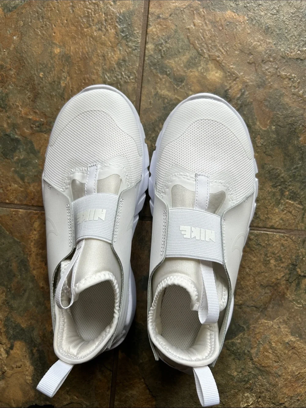 Nike kids sneakers. Size 4